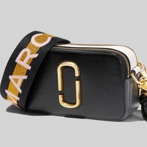 New Marc Jacobs snapshot color is new black multi!